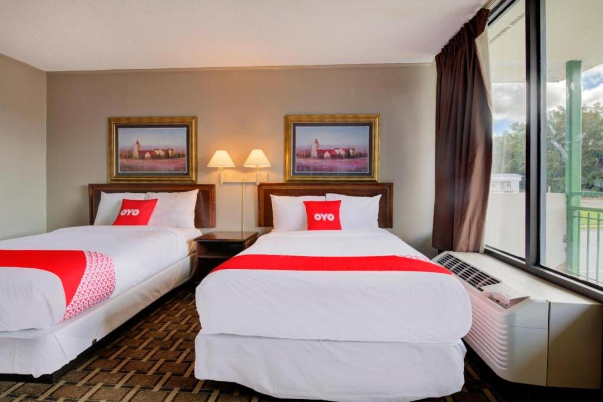 Oyo Hotel Douglas Ga Us-441 Eksteriør billede