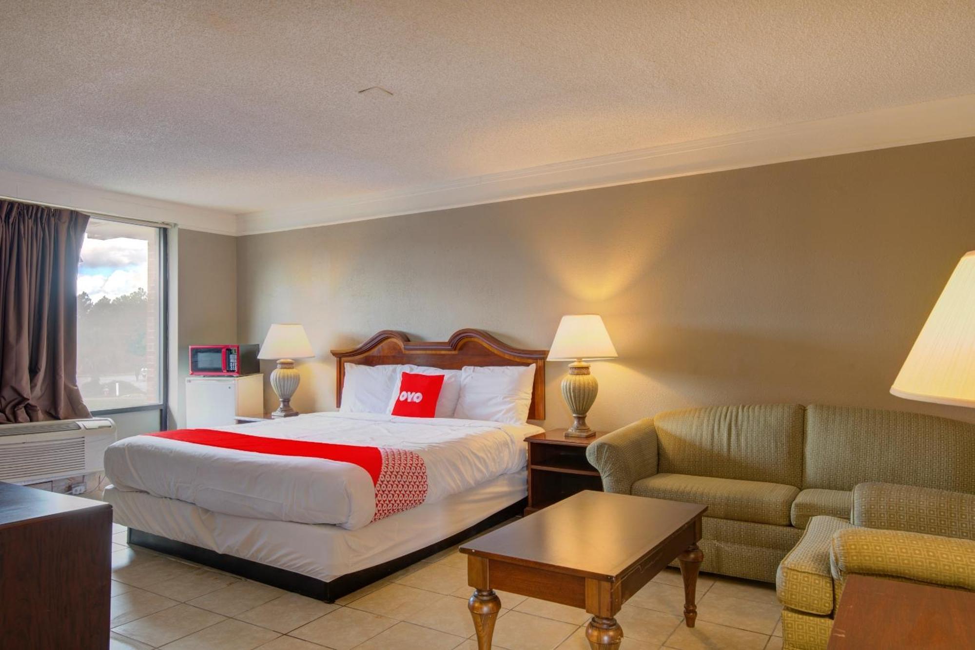 Oyo Hotel Douglas Ga Us-441 Eksteriør billede