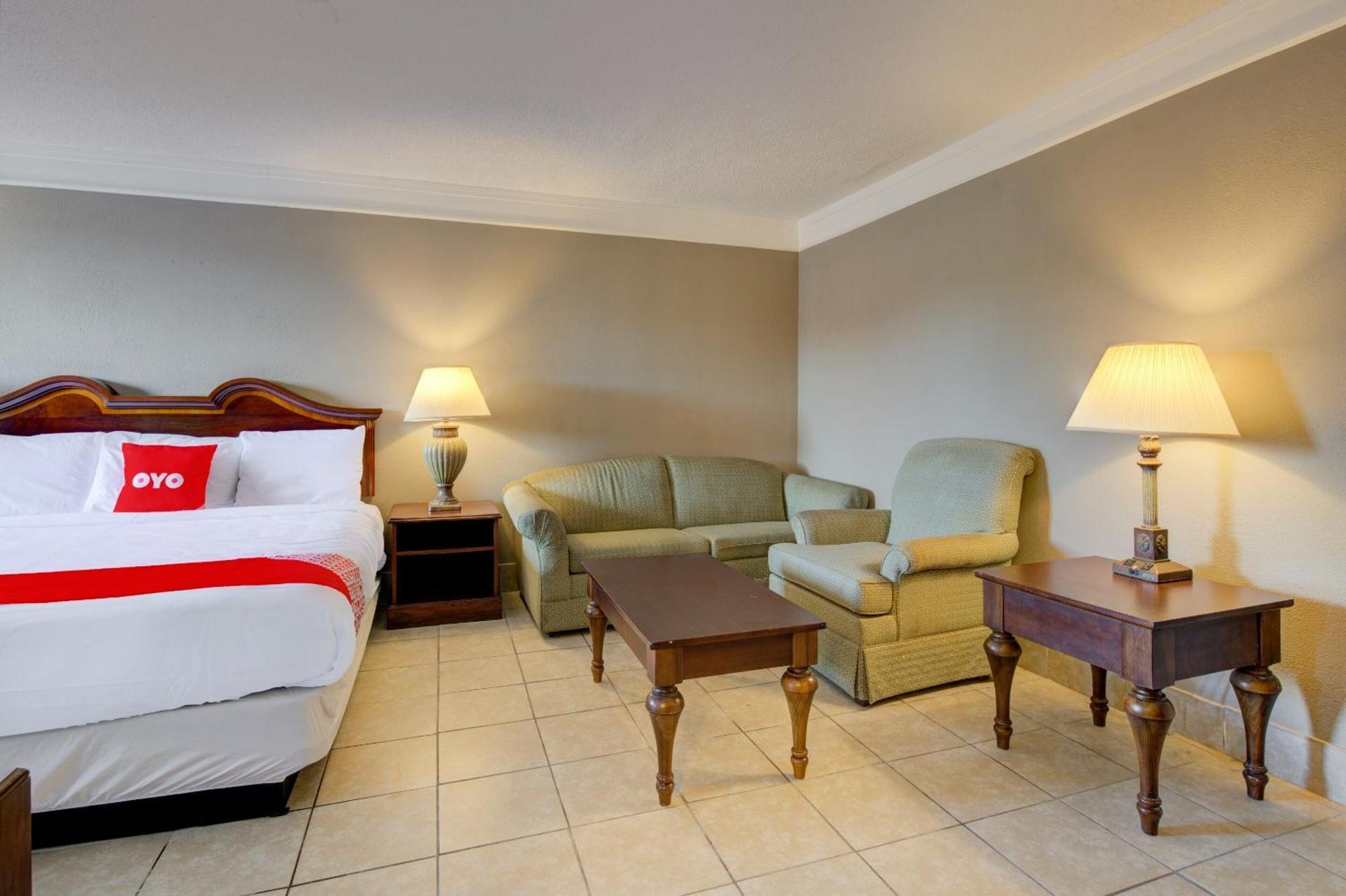Oyo Hotel Douglas Ga Us-441 Eksteriør billede